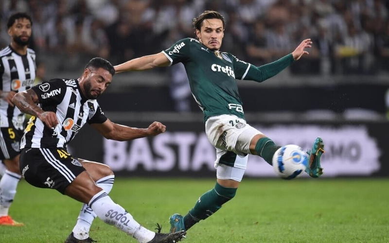 Chiến thuật pressing dồn dập