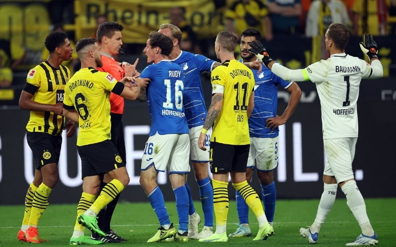 Tình Hình Lực Lượng Và Đội Hình Dự Kiến