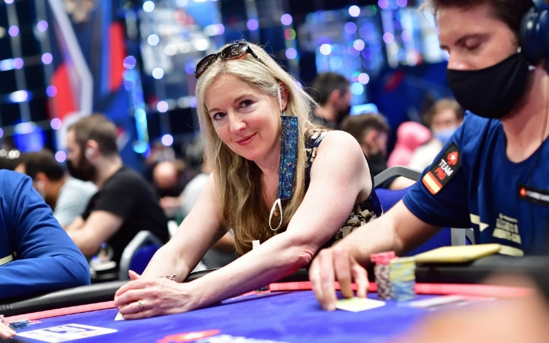 Vicky Coren Mitchell Là Ai? Người duy nhất vô địch European Poker Tour hai lần (2006 & 2014)