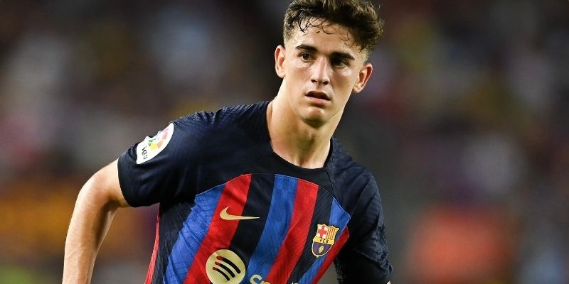 Pressing là một trong những yếu tố làm nên dấu ấn của anh