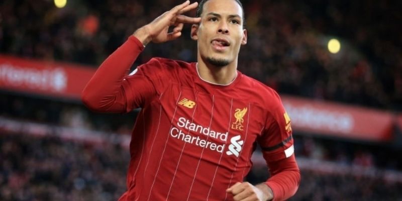 Thành tích cá nhân đặc biệt của Van Dijk