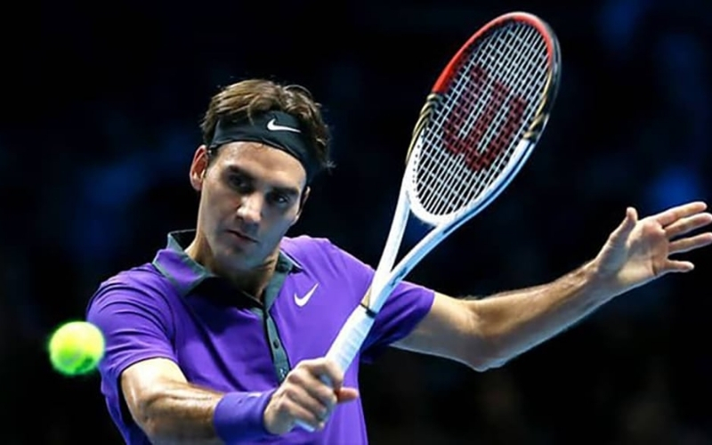 Phân tích kỹ thuật Backhand trong Tennis Một tay vs Hai tay.